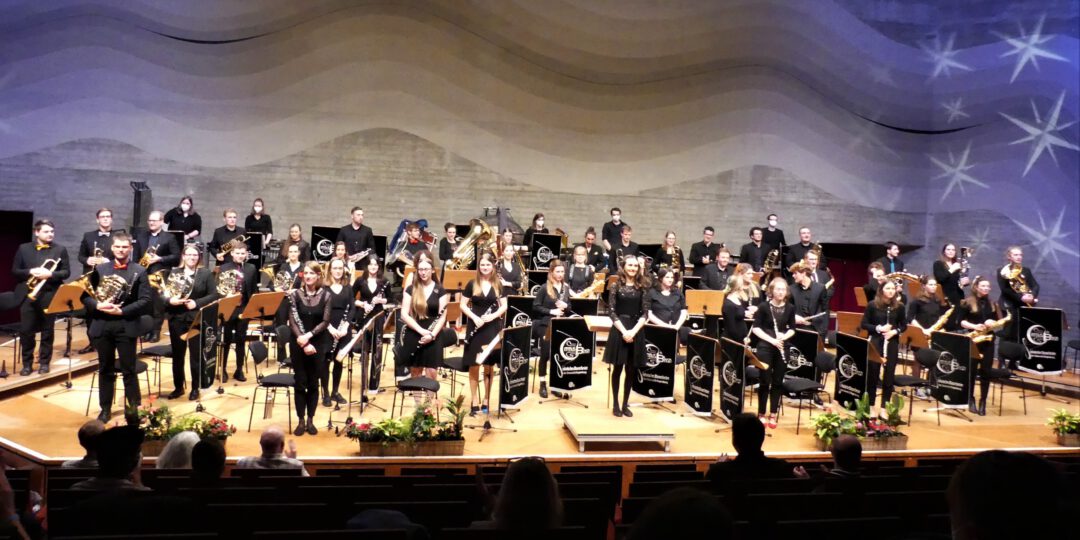 Sinfonisches Blasorchester
(CampusBlosn)