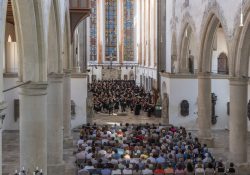 Sonderkonzert der Konzertreihen KLANG.RAUM.MUSEUM Oratorium Felix Mendelssohn-Bartholdy "Der Elias" Chöre der HfkM Regensburg und HfK Bayreuth Symphonieorchester der Universität Regensburg mit Solisten Katja Stuber Patrizia Häusermann Andrew Lepri Meyer Daniel Ochoa unter Leitung von Arn Goerke Minoritenkirche Regensburg Foto: altrofoto.de
