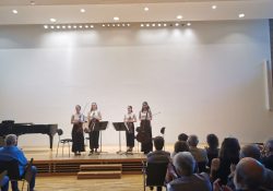 Lucia Berr und Laura Friedrich, Violine – Anja Zogler, Viola, Adina Keilberth, Violoncello
